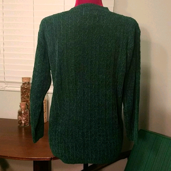 Vintage Northern Getaway Green Knitted Sweater - Picture 2 of 7